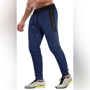 NWOT Men's Lightweight Joggers with Zipper Pockets